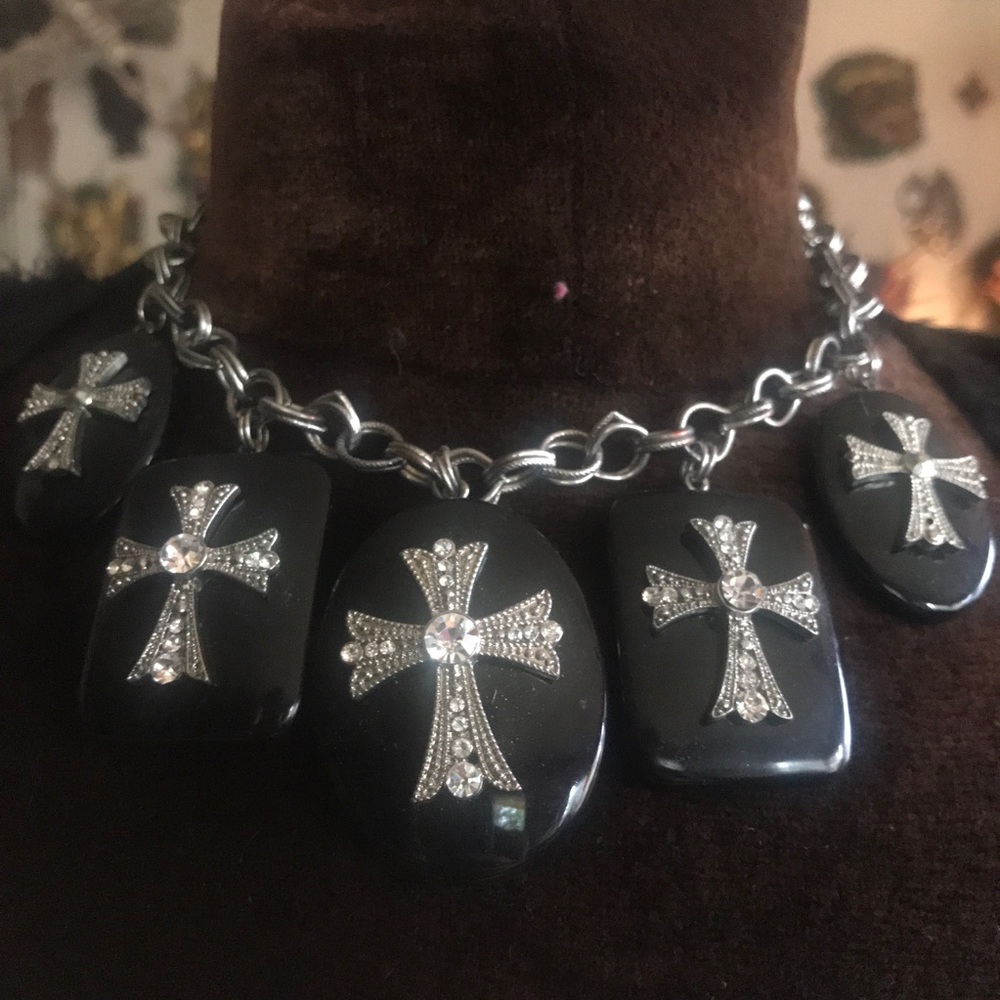 Cross and crystal rhinestone choker